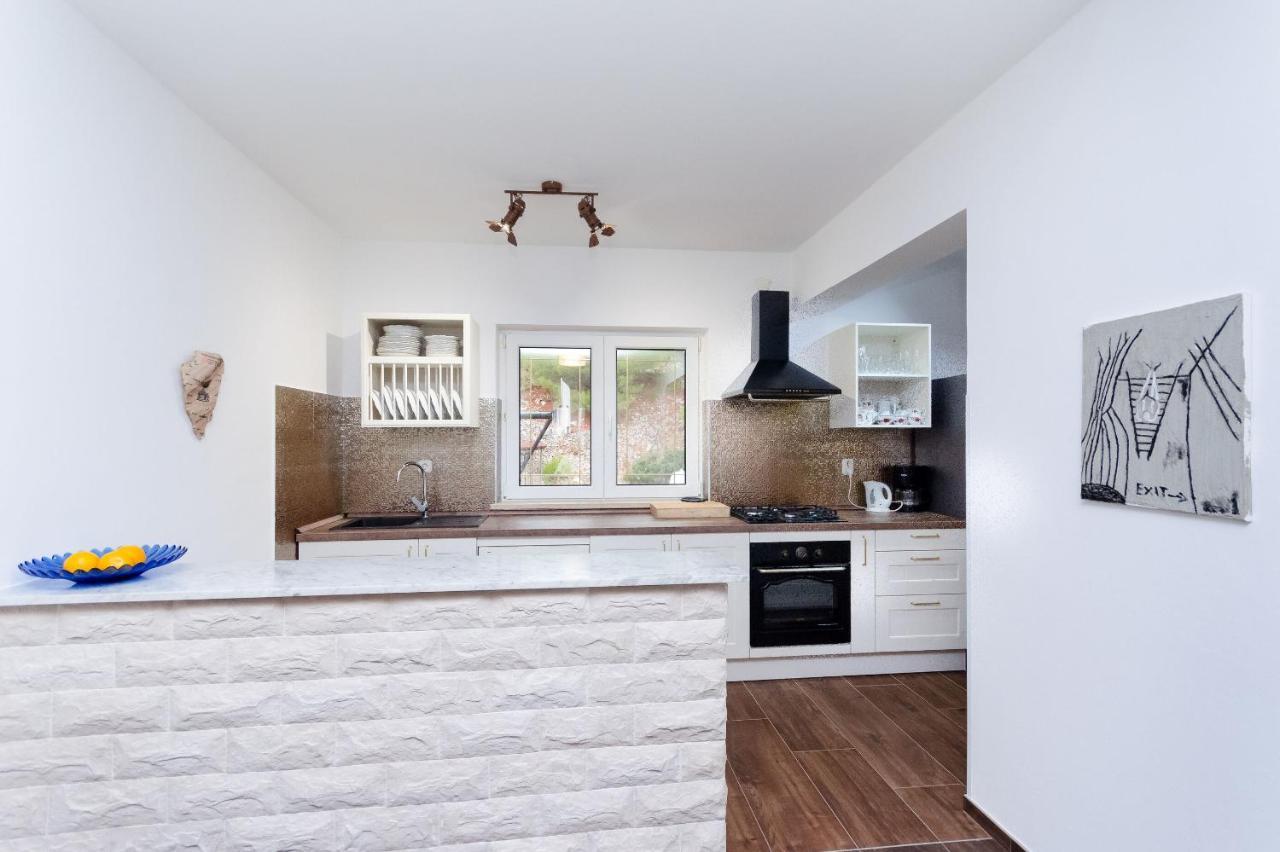 Apartments Milan Rakalj Zewnętrze zdjęcie