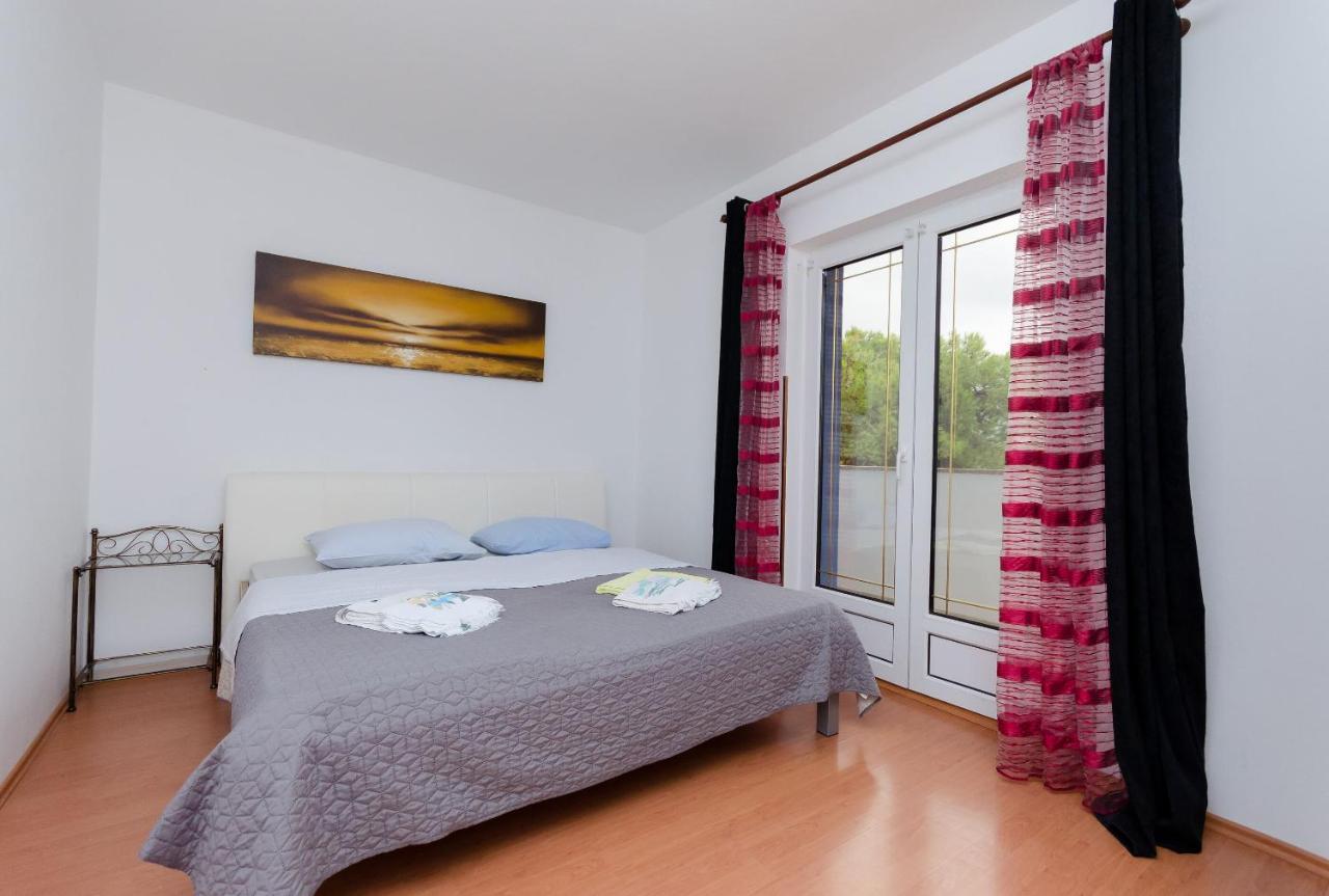 Apartments Milan Rakalj Zewnętrze zdjęcie