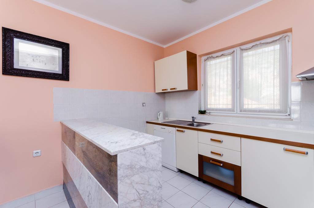 Apartments Milan Rakalj Zewnętrze zdjęcie